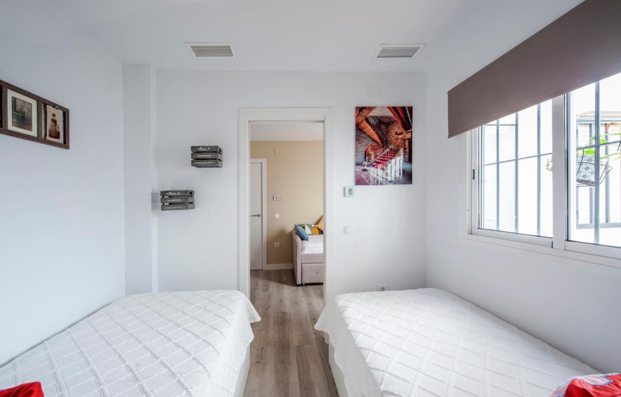 Casa Valentina: Confort Y Luz En Sevilla Centro エクステリア 写真